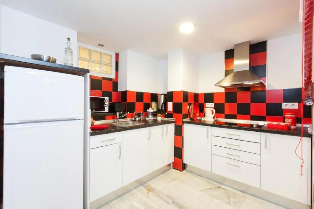 Apartamento Azahar Севиля Екстериор снимка